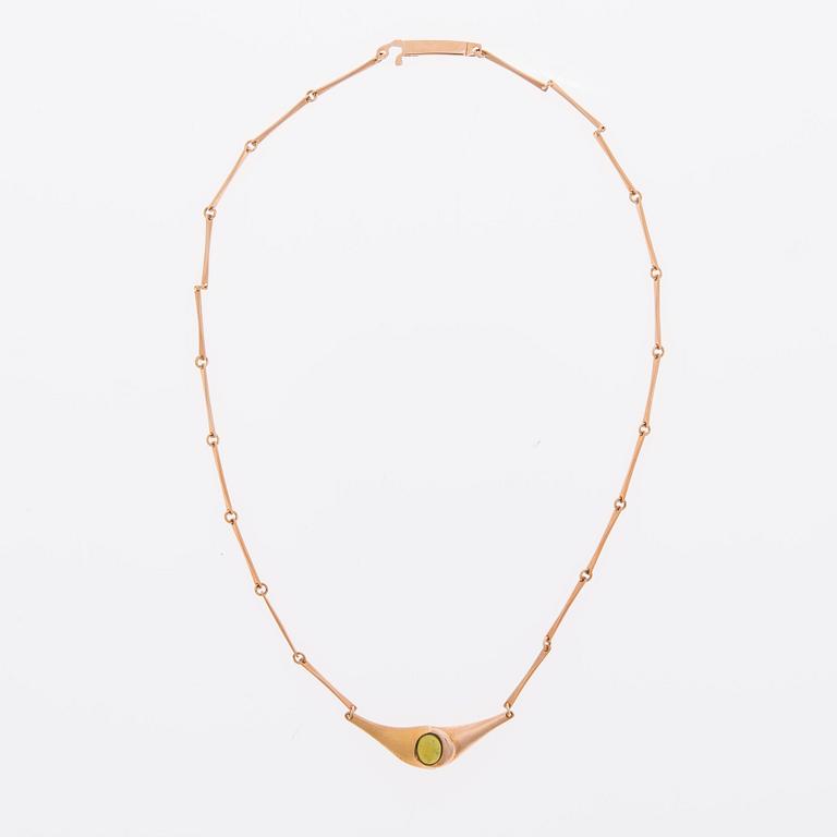 POUL HAVGAARD, KAULAKORU ja KORVAKORUT, 14K guld cabochonslipade krysopraser, Lapponia.