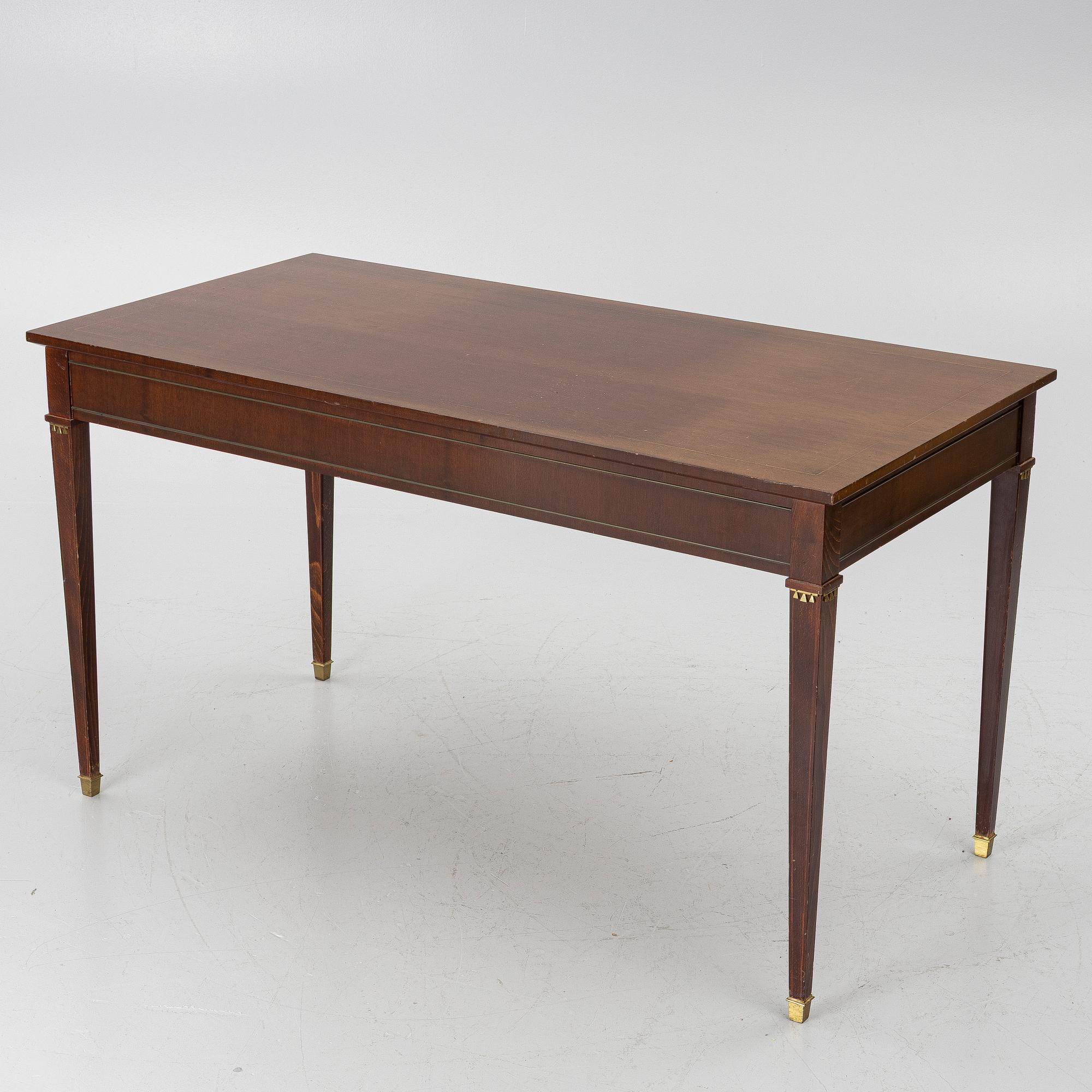 Desk, Gustavian style, second half of the 20th century.