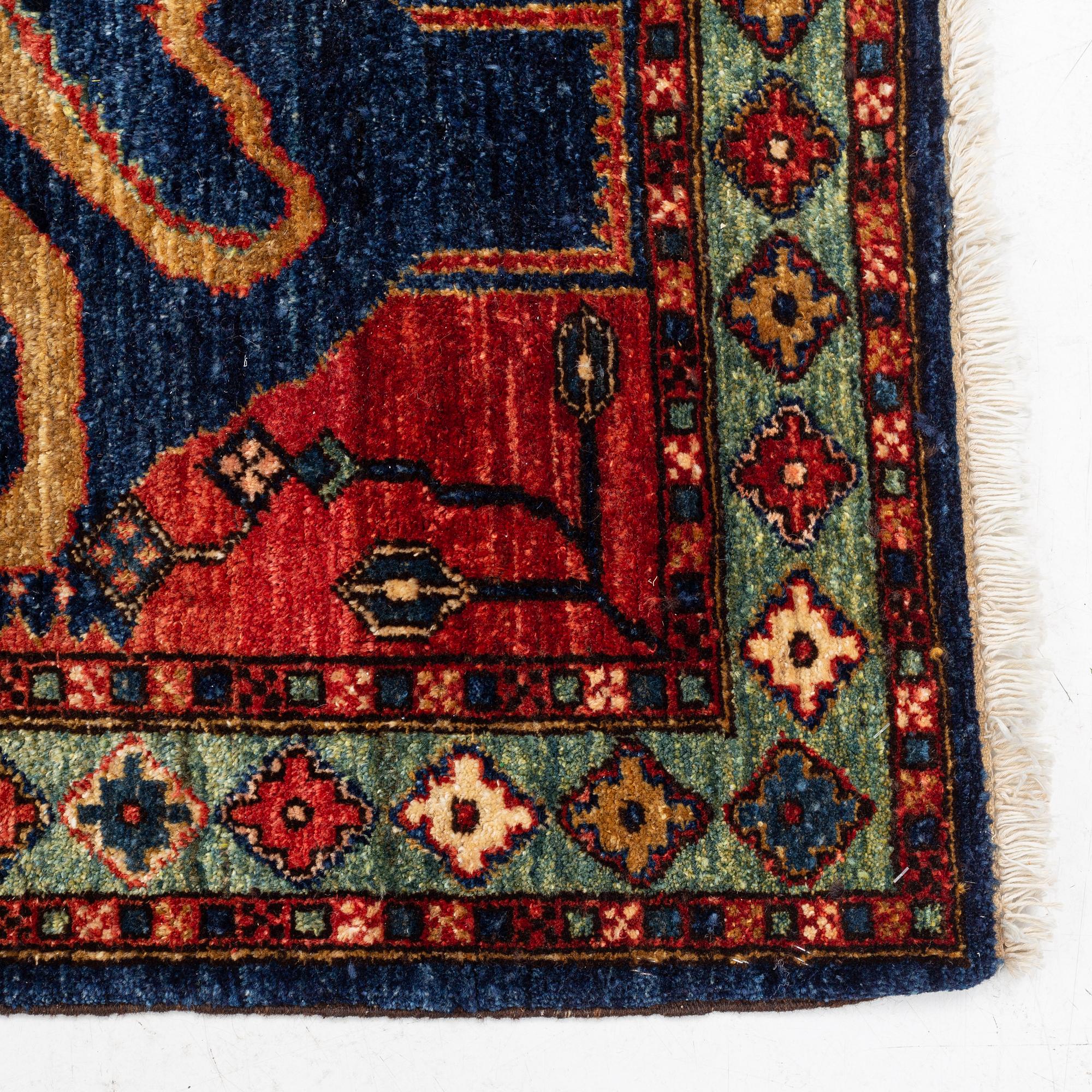 Gallerimatta, orientalisk, ca 240 x 80 cm.