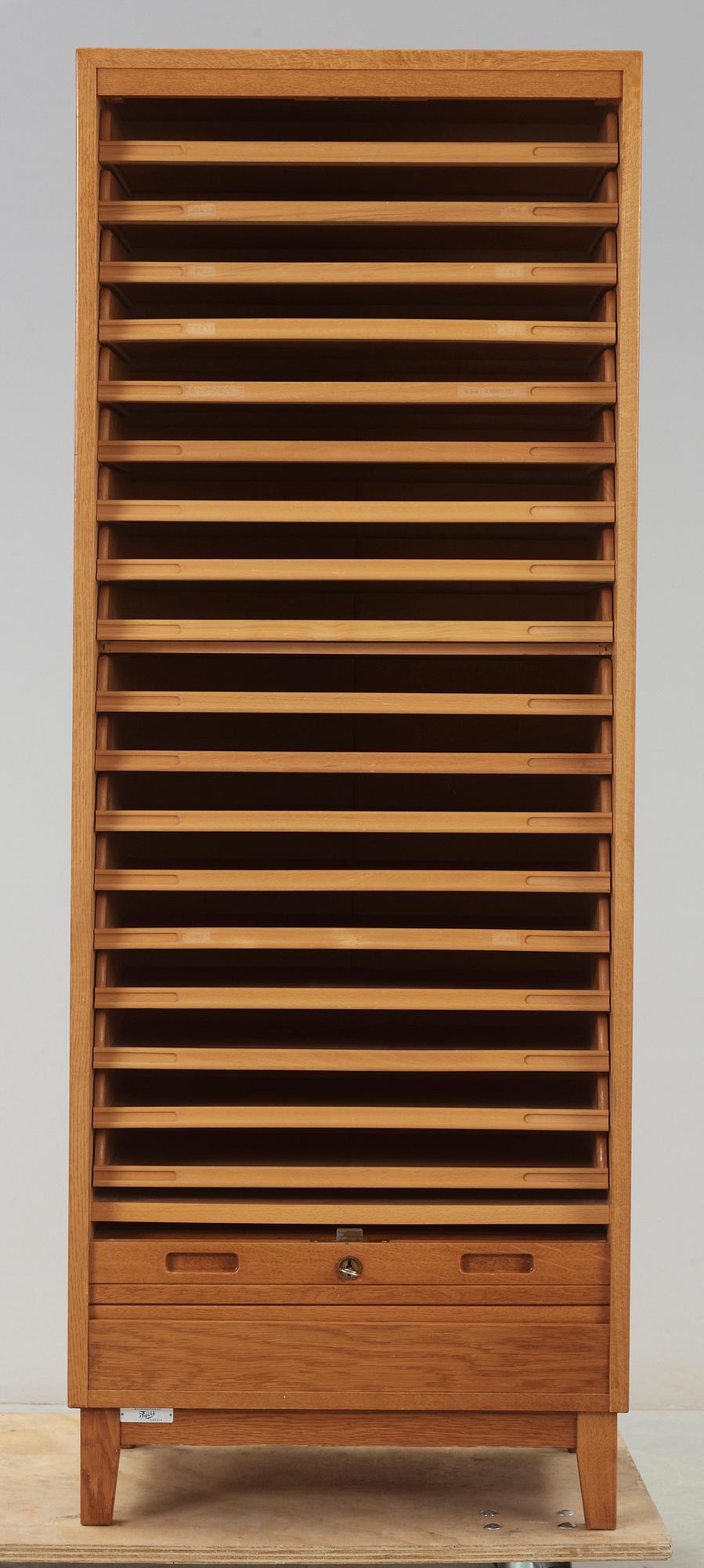 ARKIVSKÅP, 1900-talets andra hälft.