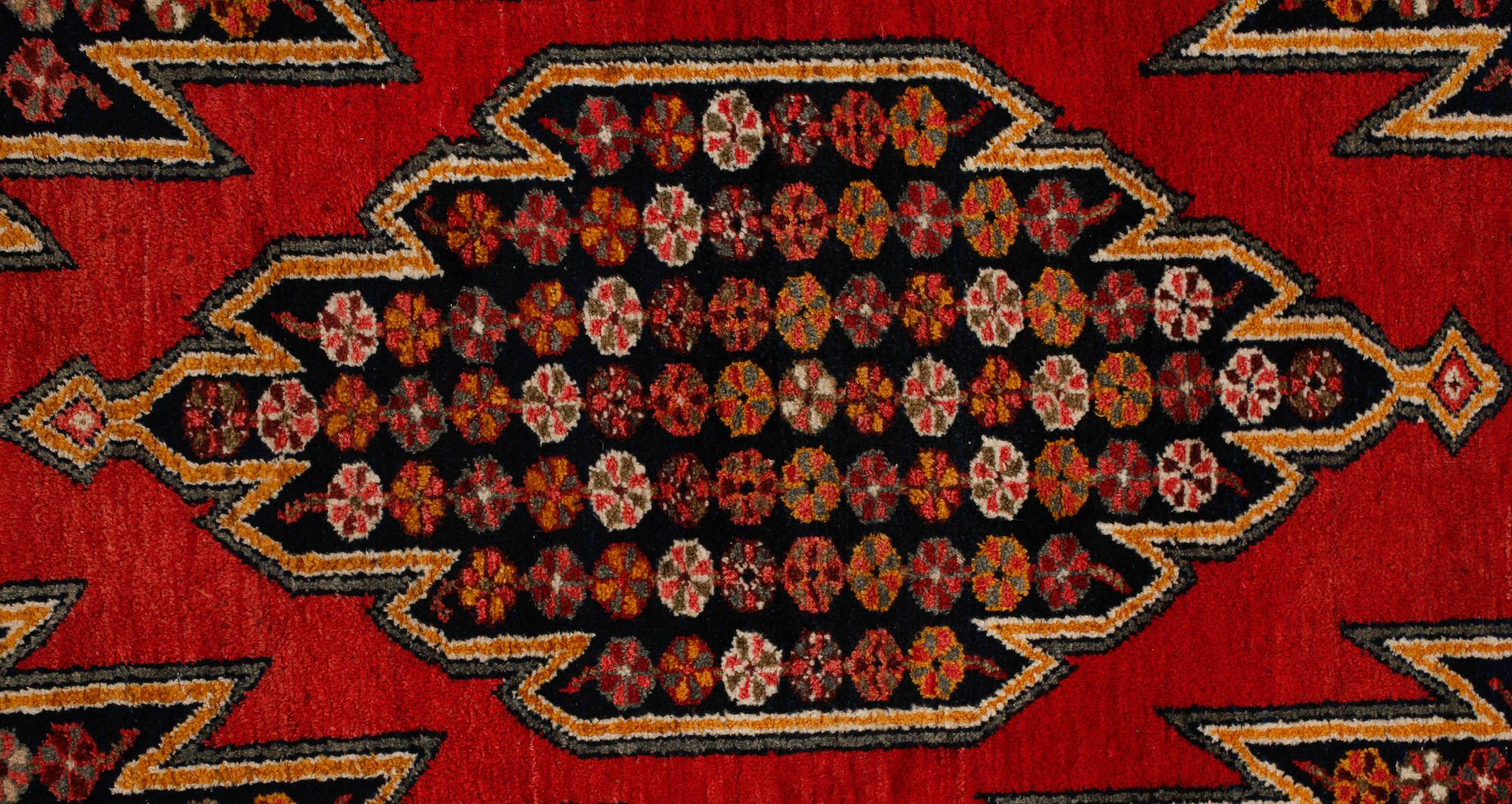 MATTA, hamadan, semiantik, ca 190 x 128 cm.