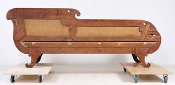 KANAPÉ, Karl Johan, omkring 1800-talets mitt.