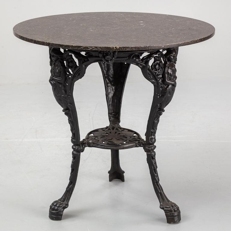 CAFÉBORD / TRÄDGÅDSBORD, 1900-tal.