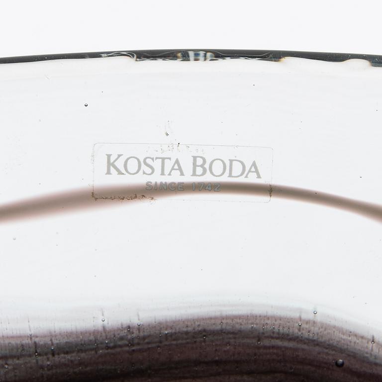 Anna Ehrner bowl "Contrast" Kosta Boda glass.