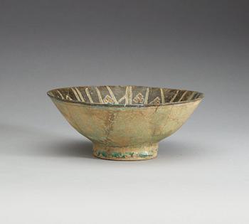 SKÅL. Diameter 20,5 cm. Iran, Keshan 1100-tal.