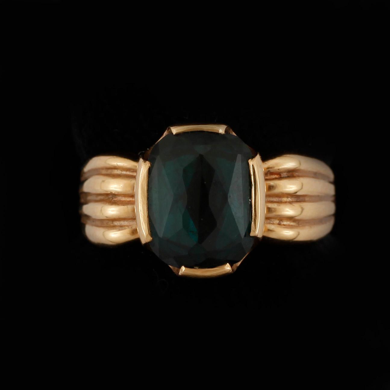 RING, 18k guld, turmalin. Total vikt 8 g.