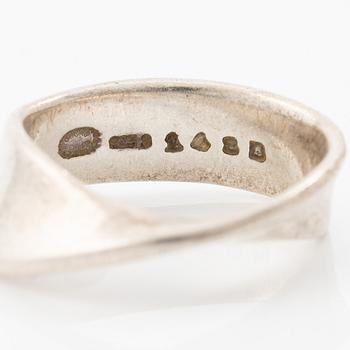 Vivianna Torun Bülow-Hübe, Ring and pendant, "Möbius", silver, Georg Jensen.