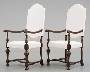 KARMSTOLAR, ett par, barockstil, 1800-talets slut.