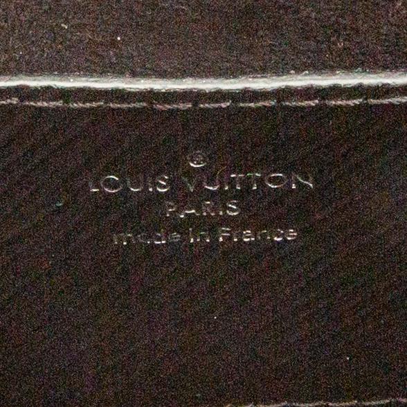 Louis Vuitton, "Twist MM Epi Noir", bag, France 2015.