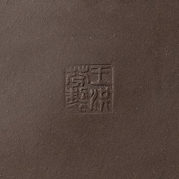 Wang Hongfen, A nrown yixing teapot, 1980s.