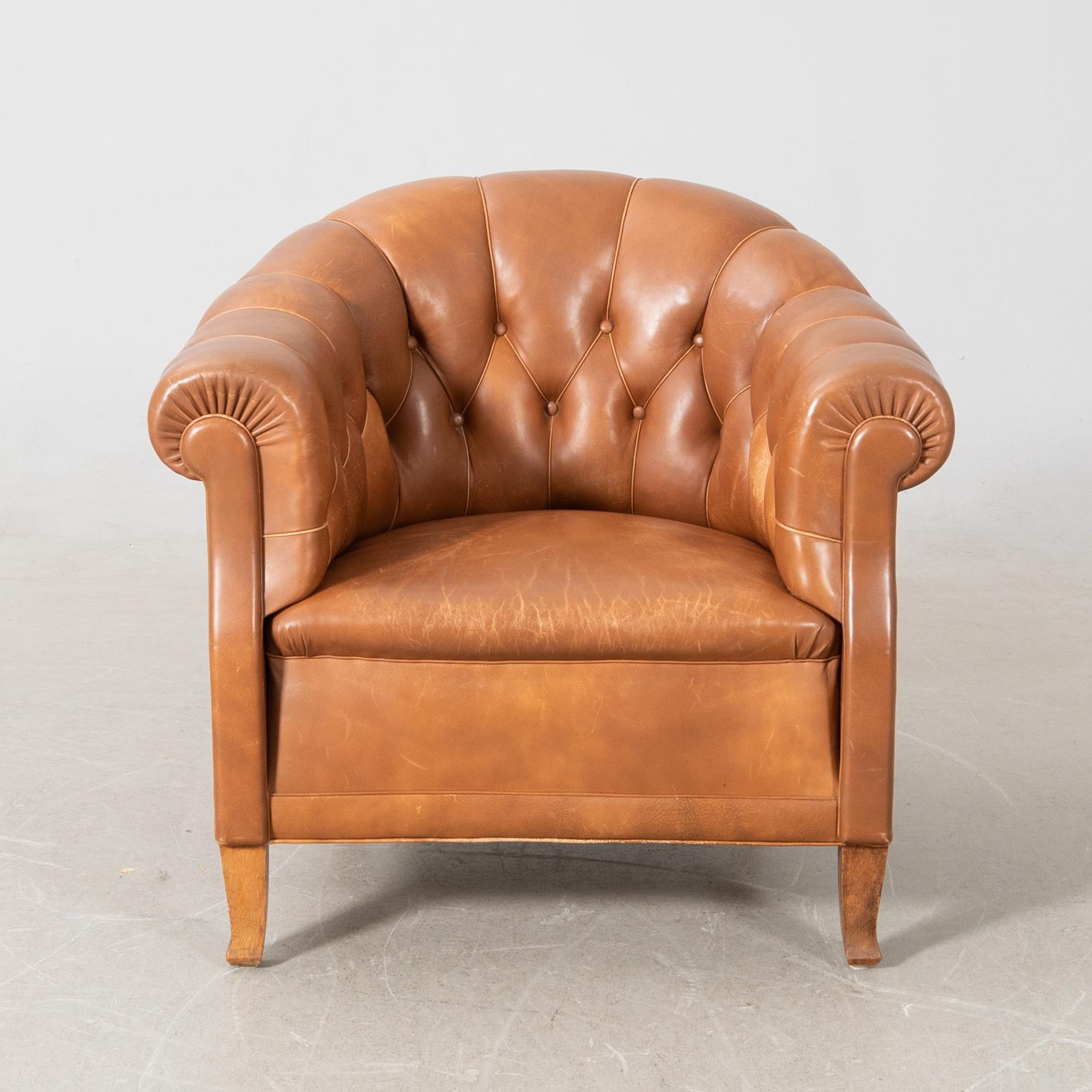 Armchair 1930s/40s.