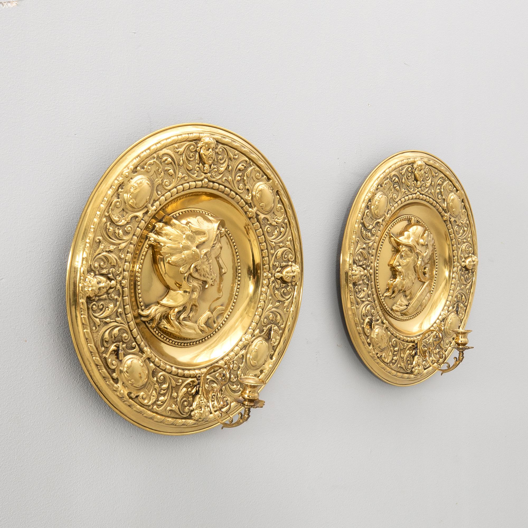 Wall plates a pair Baroque style first half of the 20th century.