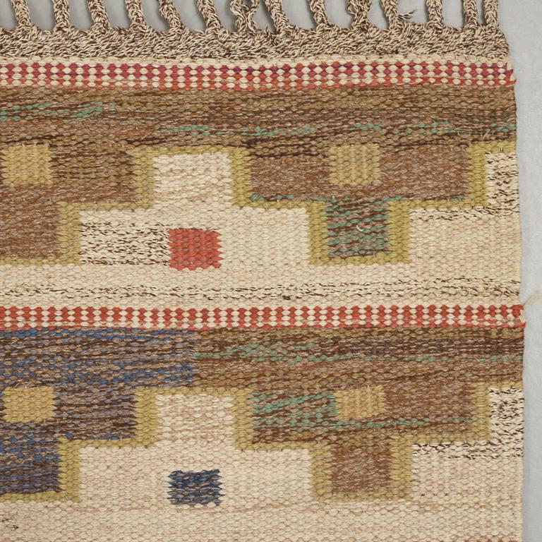 Märta Måås-Fjetterström, A CARPET, "Bruna heden", flat weave, ca 451,5 x 317 cm, signed MMF.