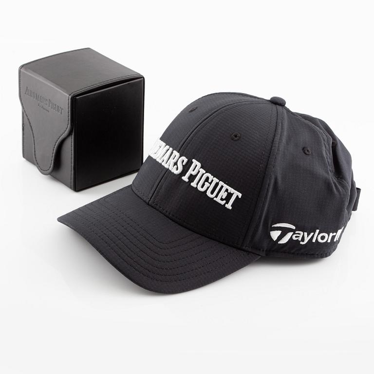 Cap and Service Case, Audemars Piguet, "No Reserve".