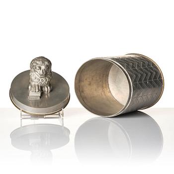 Anna Petrus, a lidded pewter jar with brass linings model "A 462", Firma Svenskt Tenn, Sweden 1928.