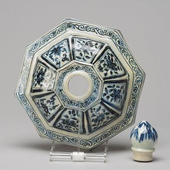 LOCK/STÄLL, keramik. Thailand, Sawankhalok, 16/1700-tal.