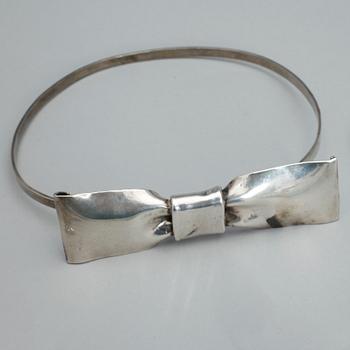 PARTI SMYCKEN, 16 stycken, silver, Sverige, 1900-talets andra hälft. Total vikt ca 245 gram.