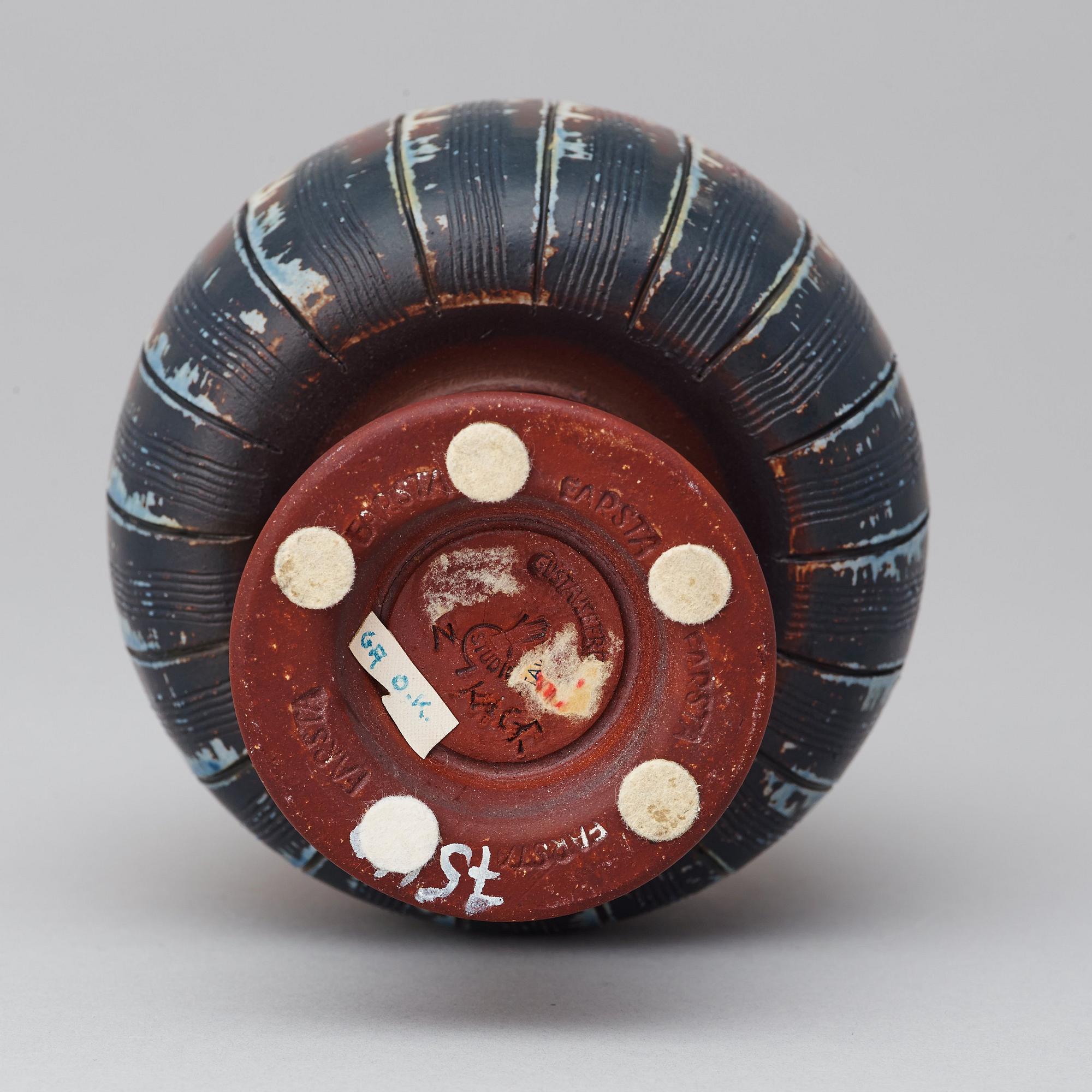 A Wilhelm Kåge 'Farsta' stoneware vase, Gustavsberg Studio 1955.