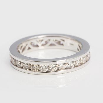 RING, 18K vitguld med briljantslipade diamanter ca 1.57 ct.