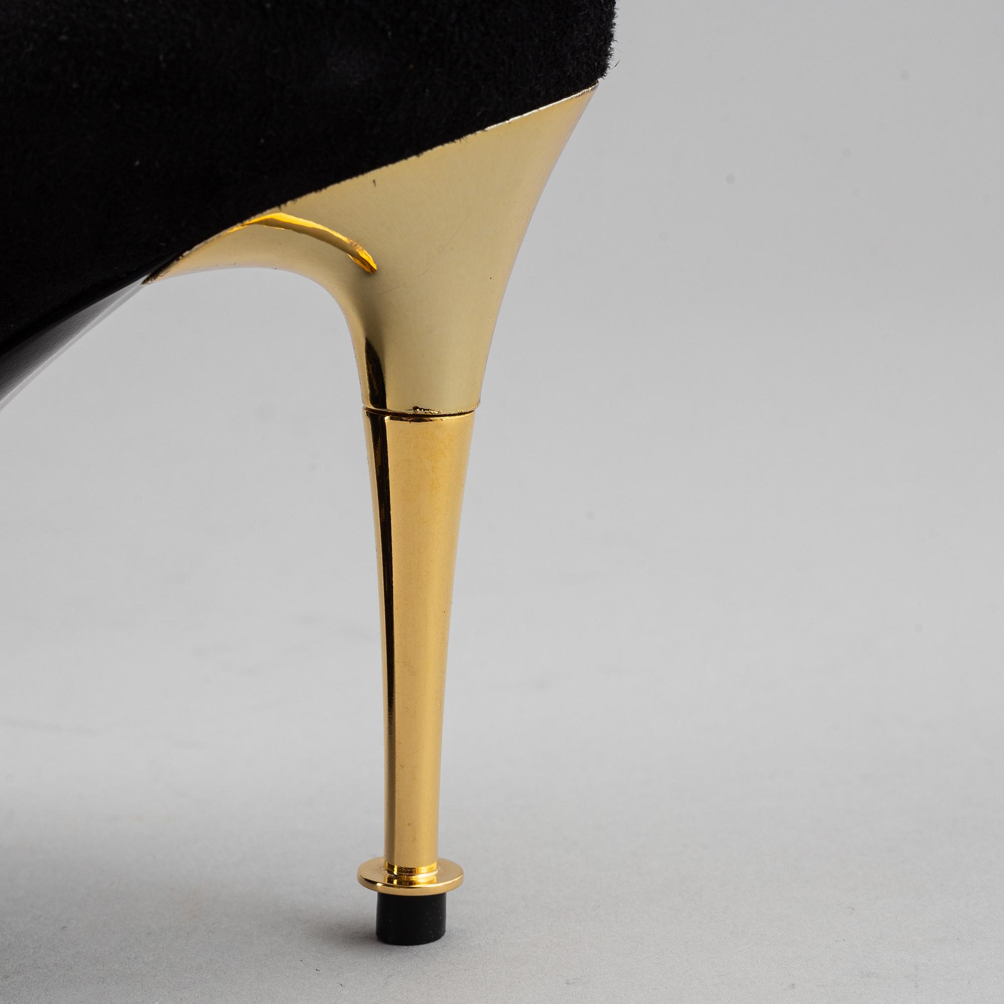 TOM FORD, a pair of black suede hight heel shoes, size 38½,
