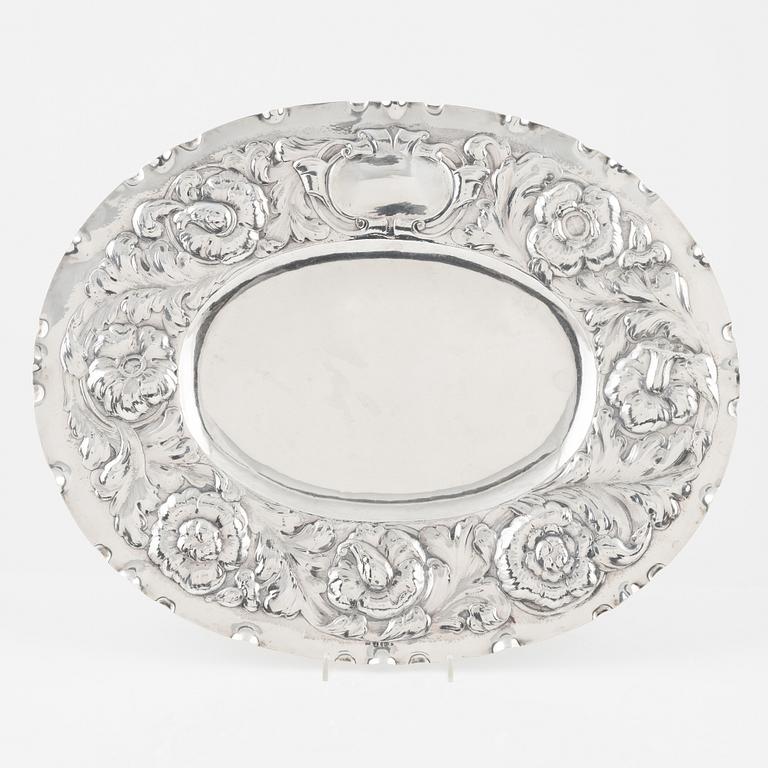 Presenterfat, barockstil, silver, GAB, Stockholm 1918.