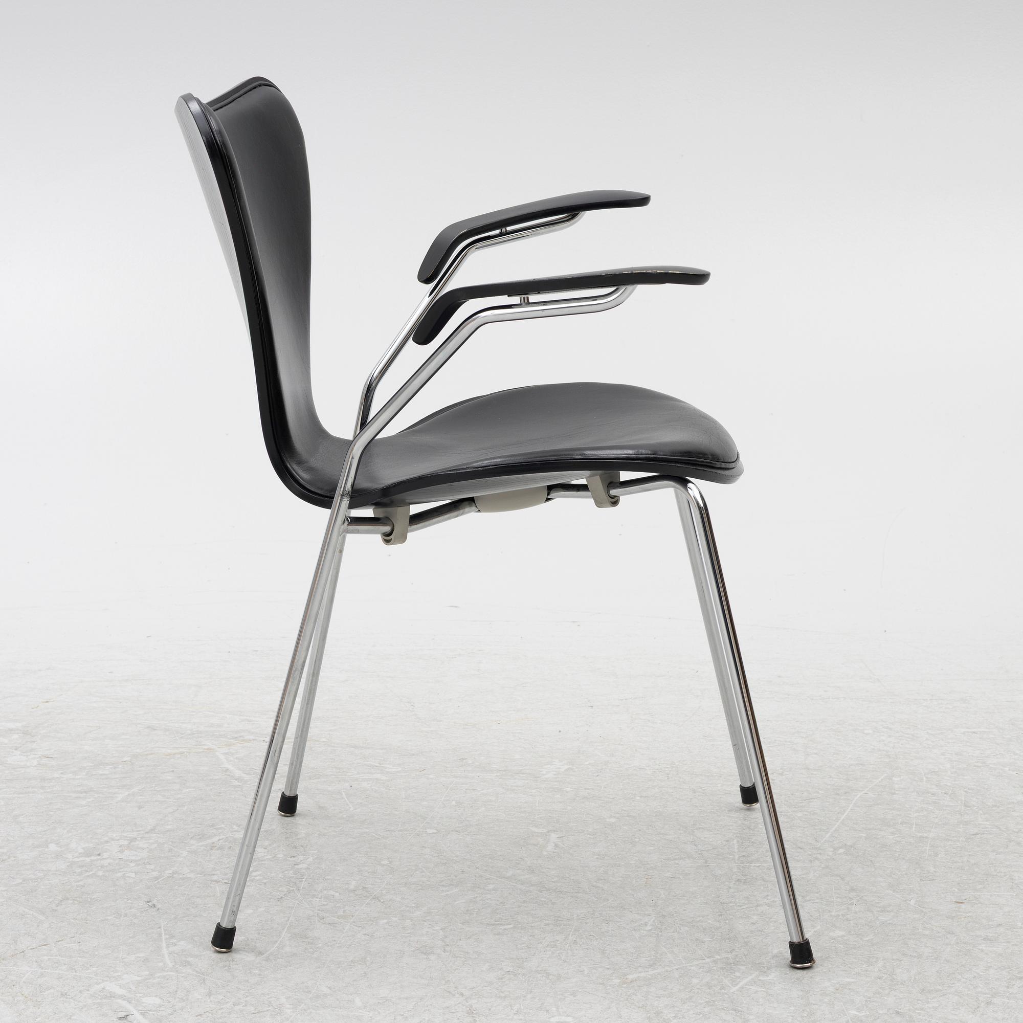 Arne Jacobsen, Armchairs, 4 pcs, "The Seven", Fritz Hansen, Denmark, 2006.