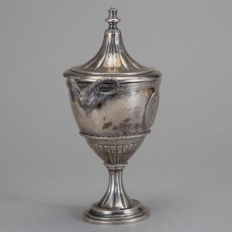 LOCKPOKAL, silver, LL & Co, Stockholm, 1891, ca 328 gram.