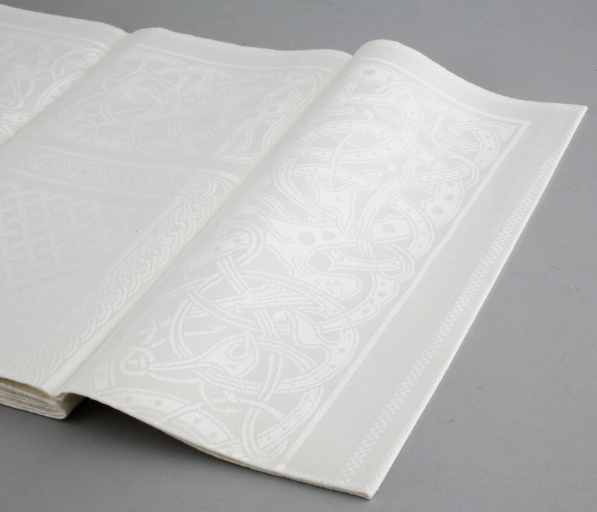 SIGNE SOHLMAN, a linnen table cloth made by Almedahls, designed 1876.