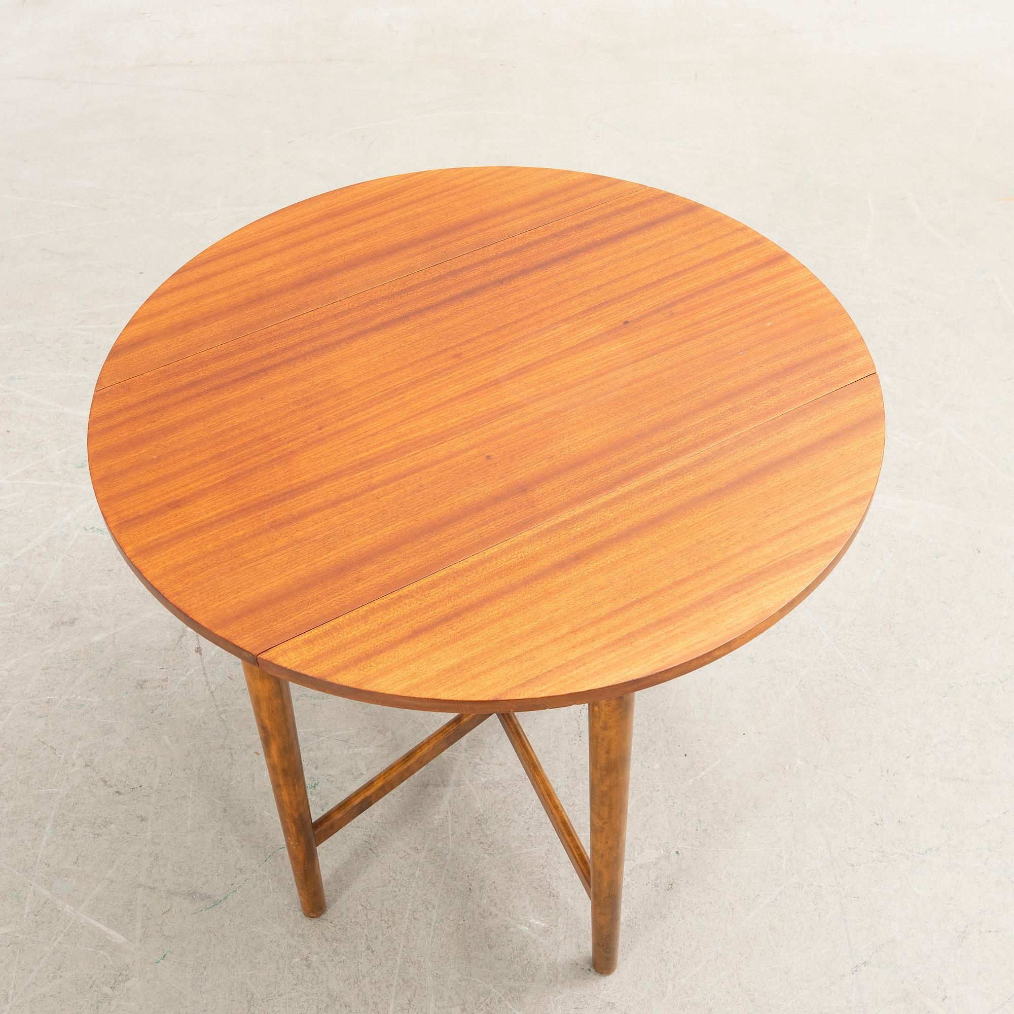 Sidobord, Nordiska Kompaniet, 1900-talets mitt.