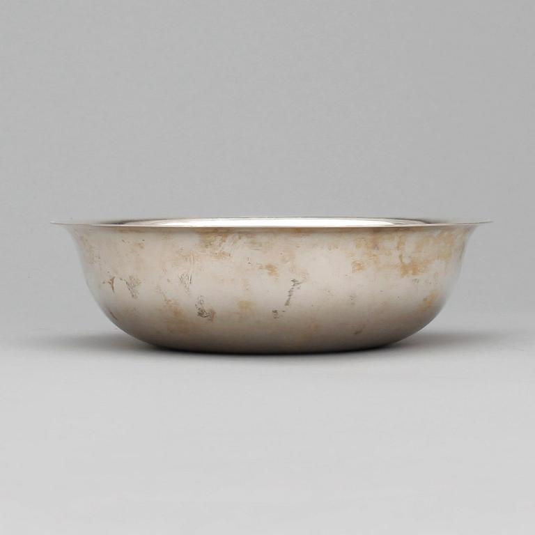 SKÅL, silver Torun Bülow-Hübe för Georg Jensen, vikt ca 157g.