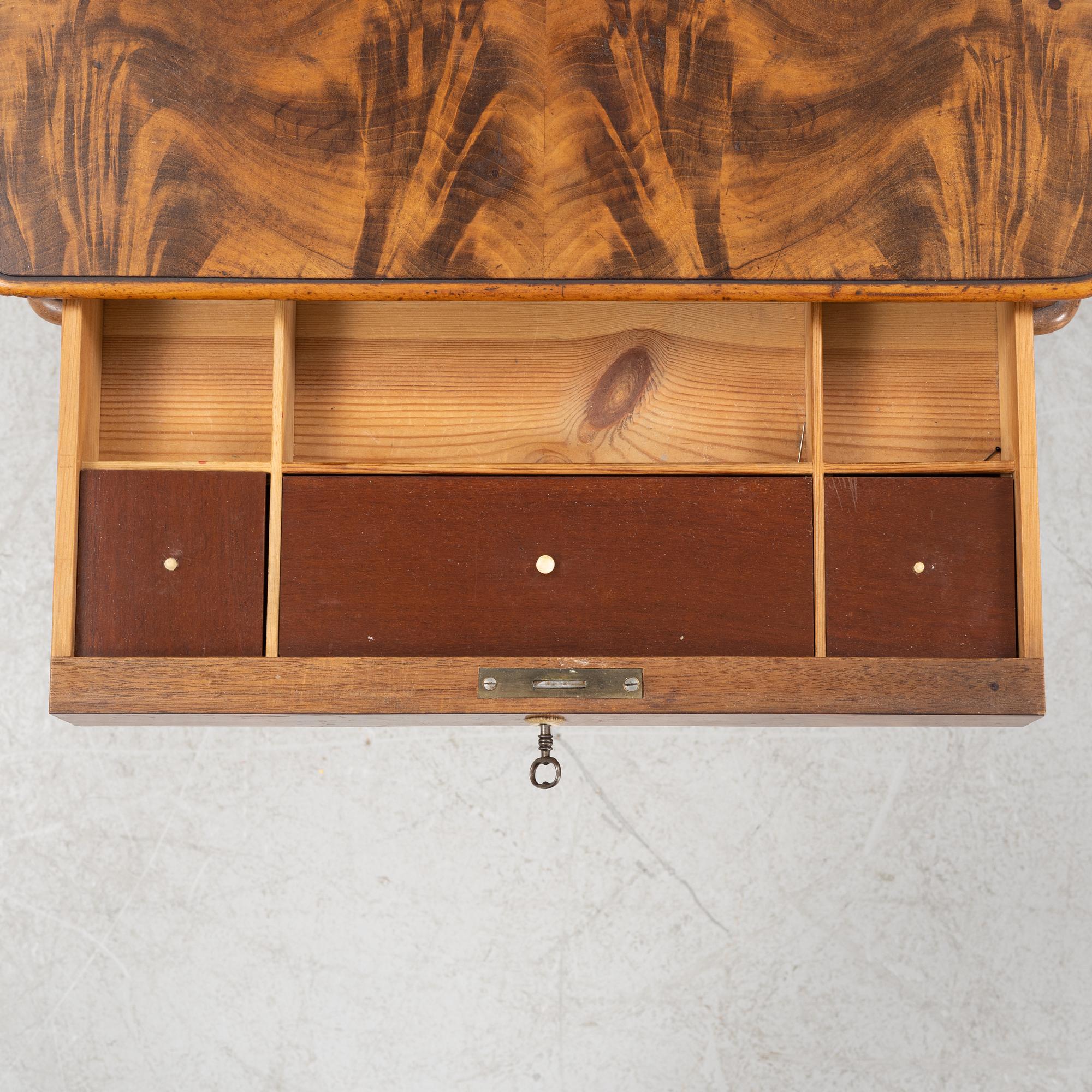 Sybord, sent 1800-tal.