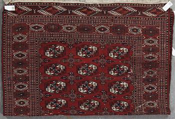 MATTA, tekke, ca 220 x 159 cm.