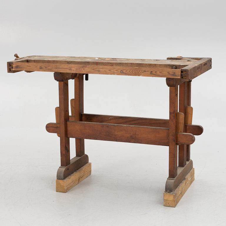 Snickarbänk, 1900-tal.