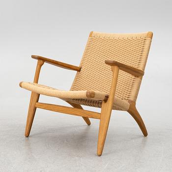 Hans J. Wegner, a "CH 25" armchair, Carl Hansen & Son , Denmark.