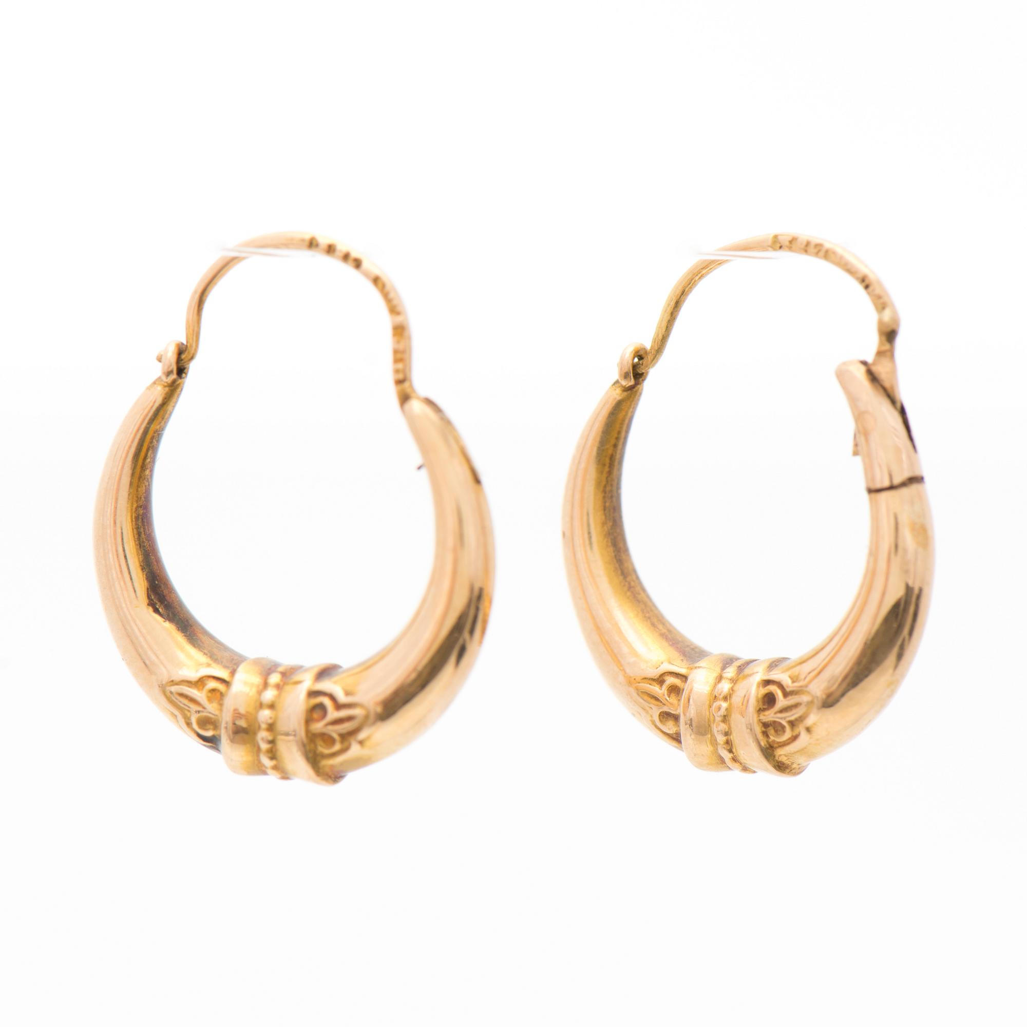 A PAIR OF EARRINGS, 18K gold. Finland.
