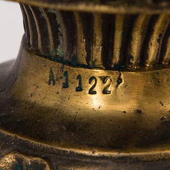 SKULPTUR, patinerad brons, marmorpiedestal.