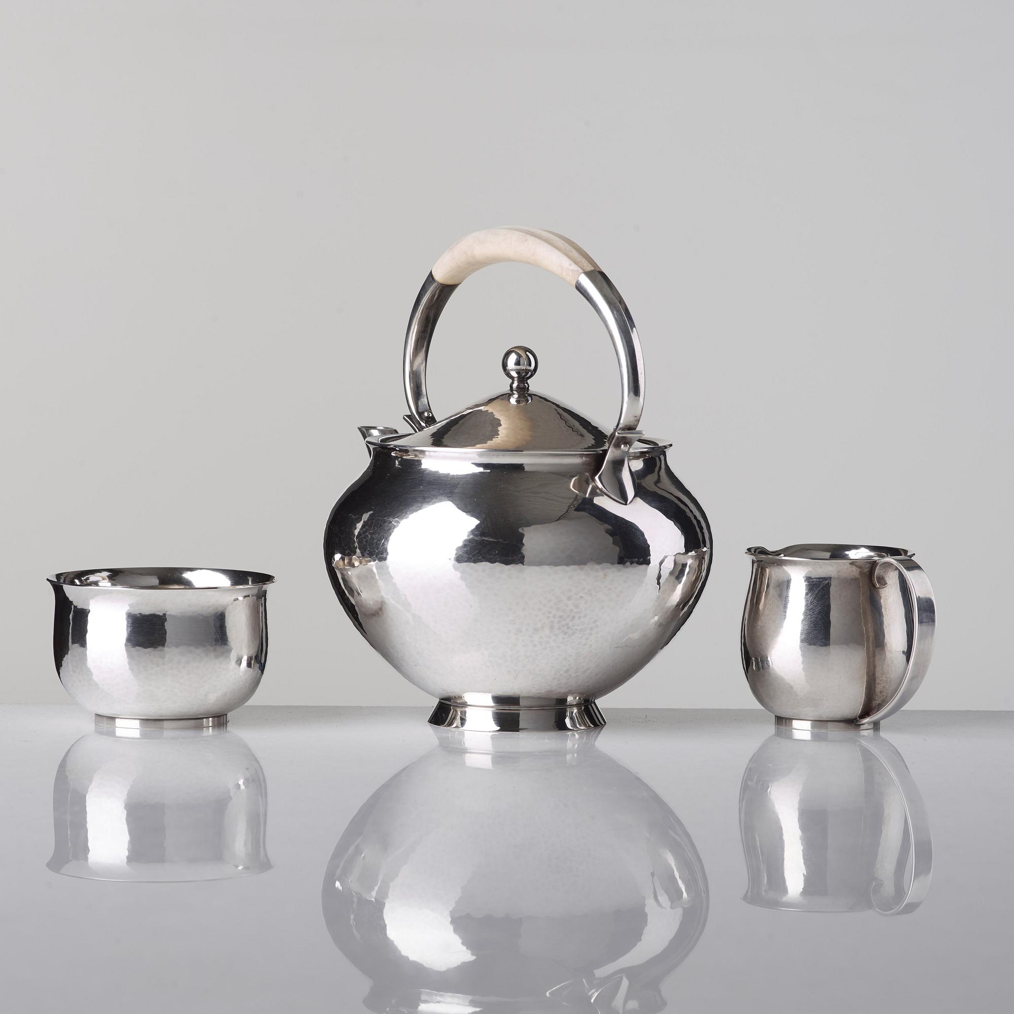 Harald Nielsen, teservis, tre delar, för Georg Jensen, Köpenhamn 1945-77, sterling.