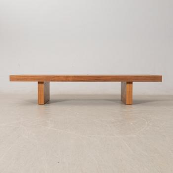Bänk/soffbord, 2000-tal.