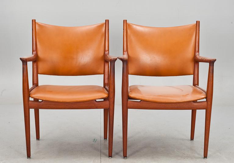KARMSTOLAR, ett par, "JH-513", Hans J. Wegner, Johannes Hansen.