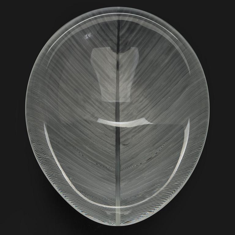 Tapio Wirkkala, A glass bowl "Lehti" (Leaf), signed Tapio Wirkkala Iittala -55.