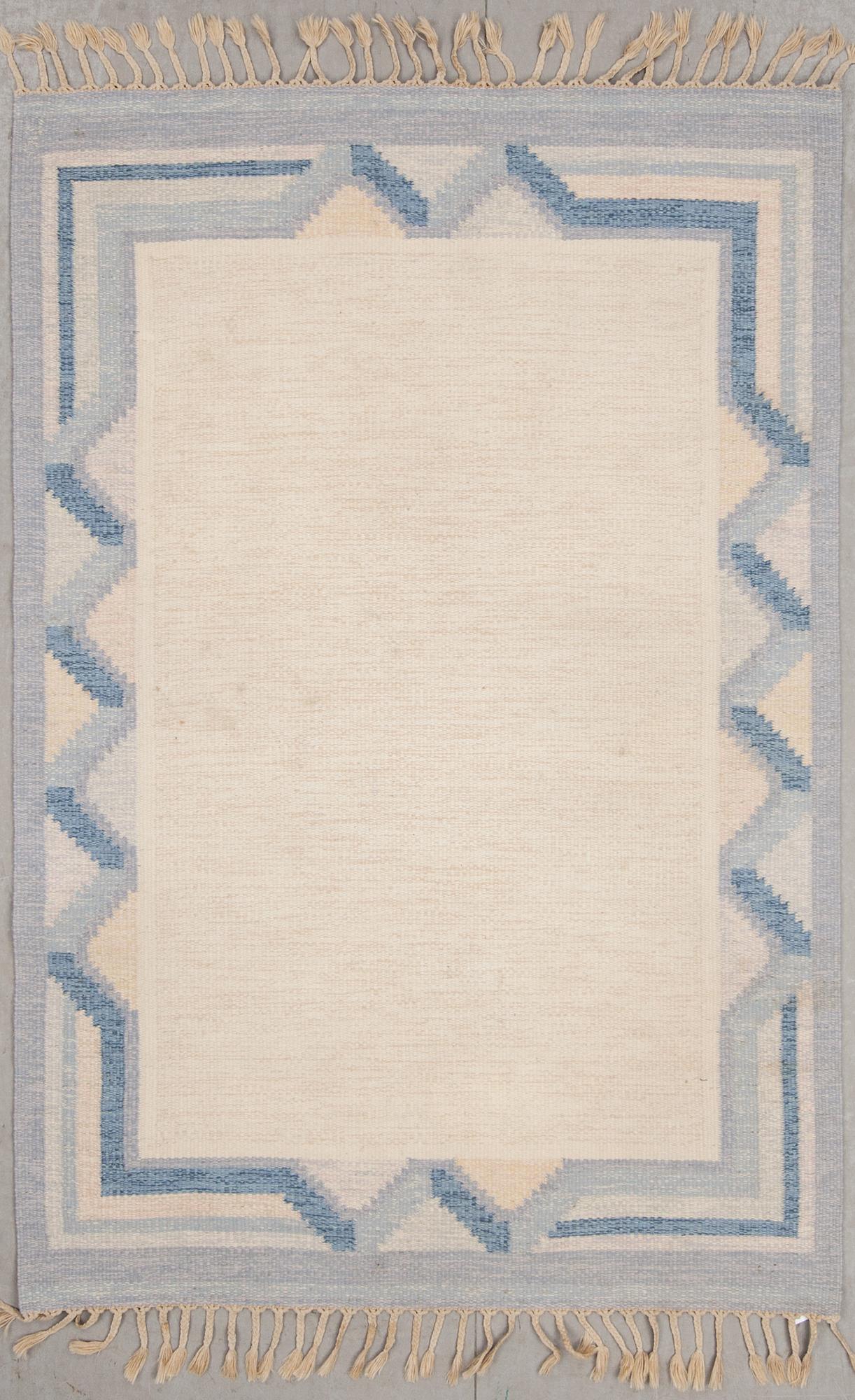 MATTA, rölakan, monogramsignerad Å (Anna Johanna Ångström). Ca 203 x 137 cm.