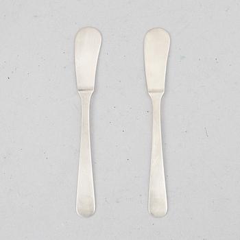 Wiwen Nilsson, smörknivar, ett par, silver, Anders Nilsson, Lund 1957.
