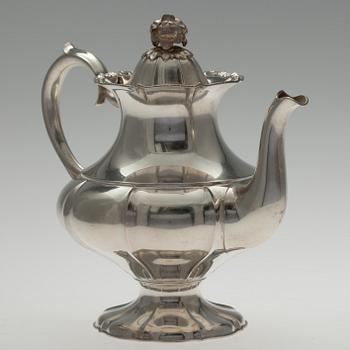 KAFFEKANNA, silver, Auran kultaseppä, Turku 1935, vikt 673 g.