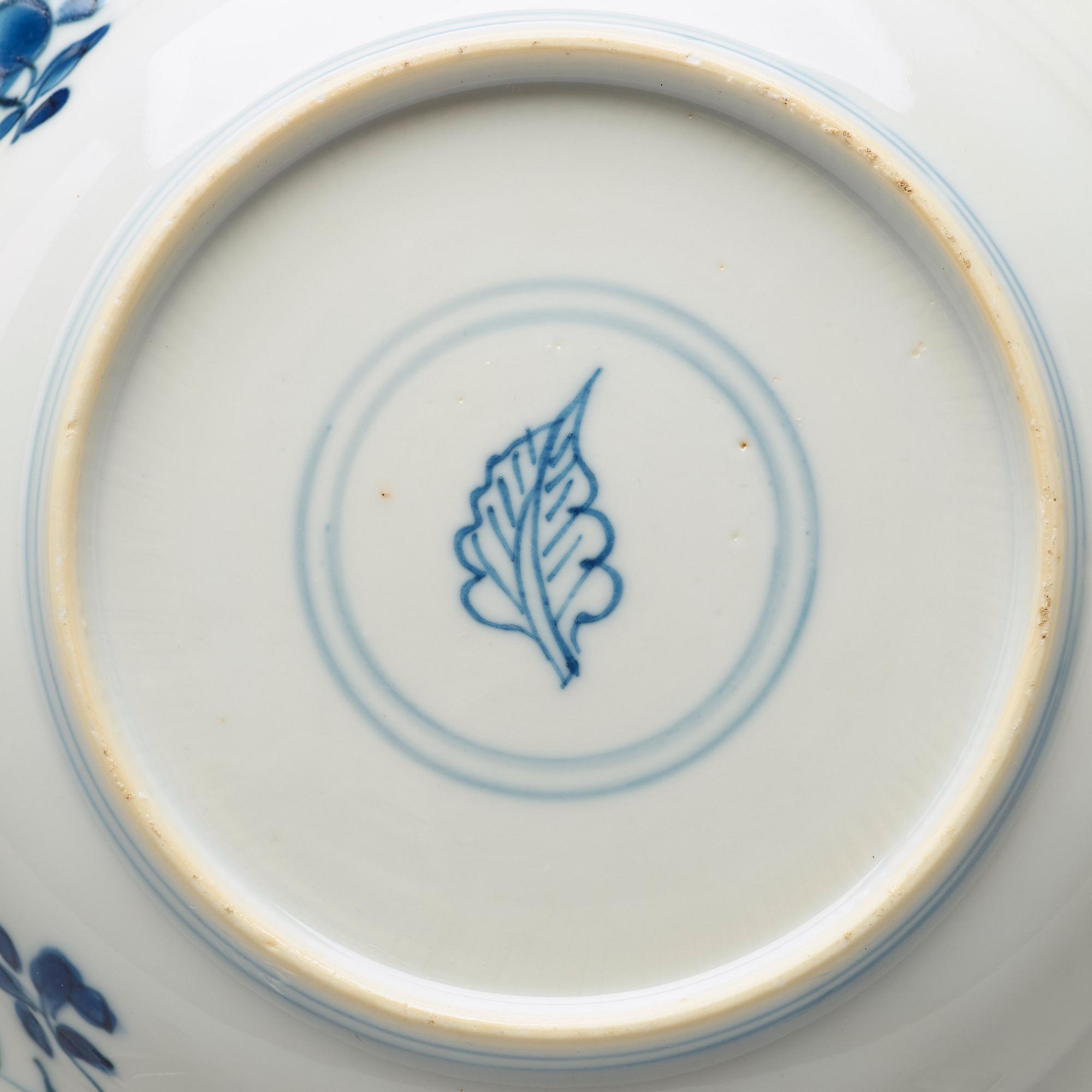 A set of seven blue and white dishes, Qingdynasty, Kangxi (1662-1722).