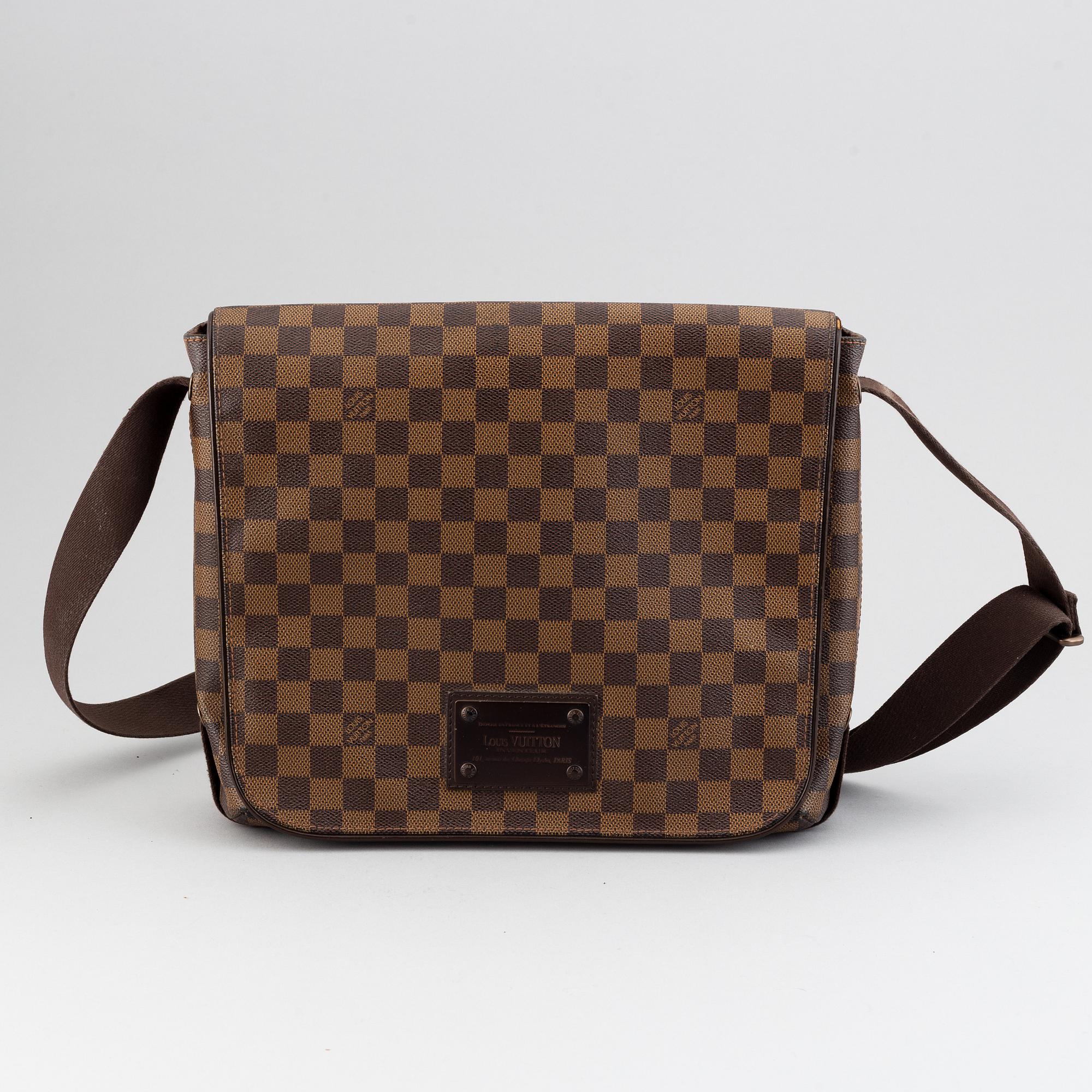Louis Vuitton, messengerbag 'Brooklyn'.