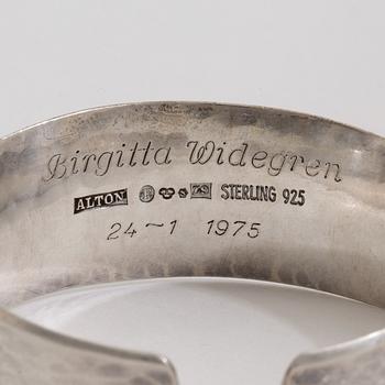A necklace and bracelet by Alton, Falköping, 1974.