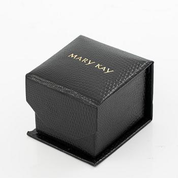 Brooch in the form of a bee, Mary Kay, 18K gold with brilliant-cut diamonds.
