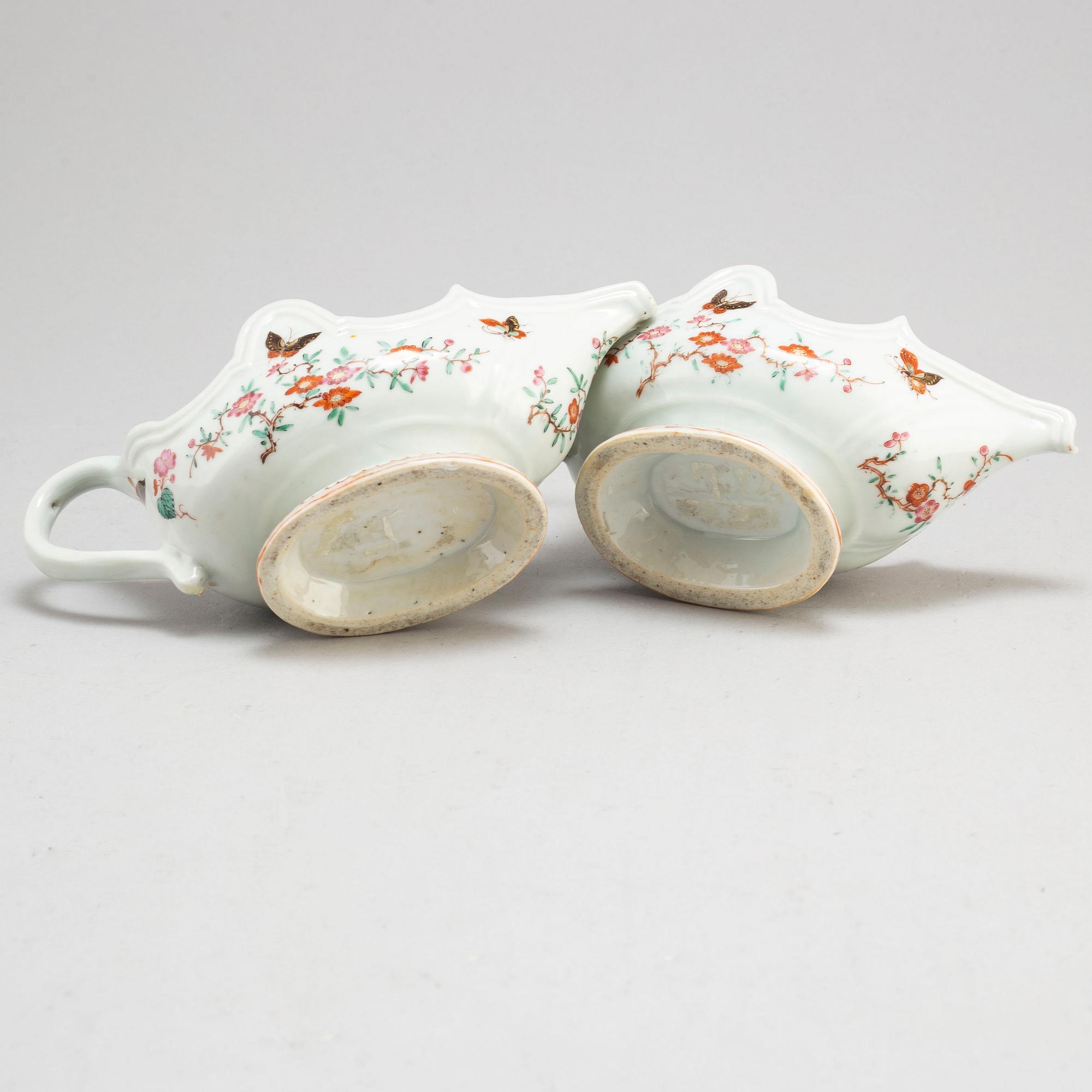 A pair of famille rose sauce boats, Qing dynasty, Qianlong (1736-95).
