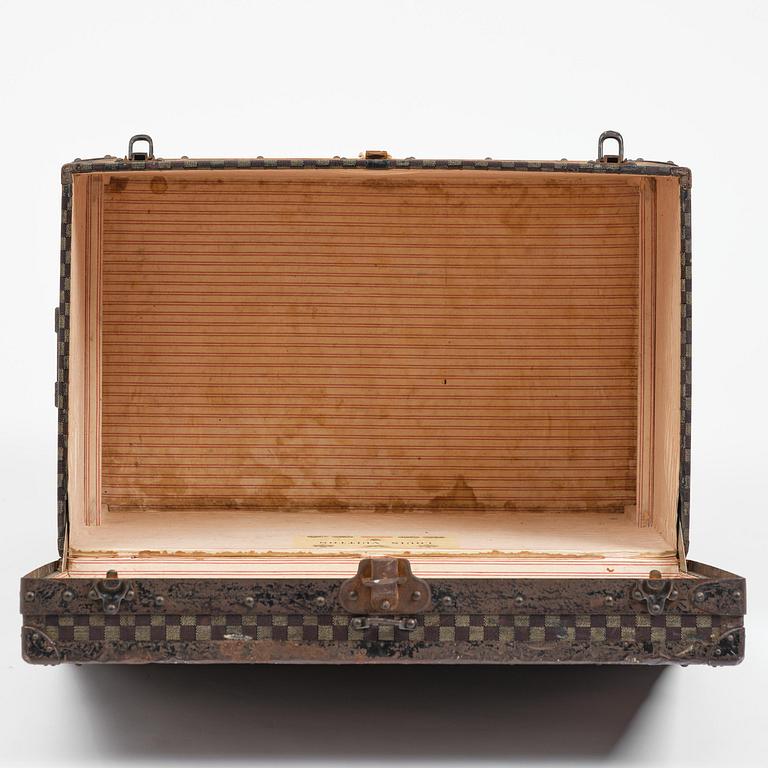 Louis Vuitton suitcase, late 19th century.