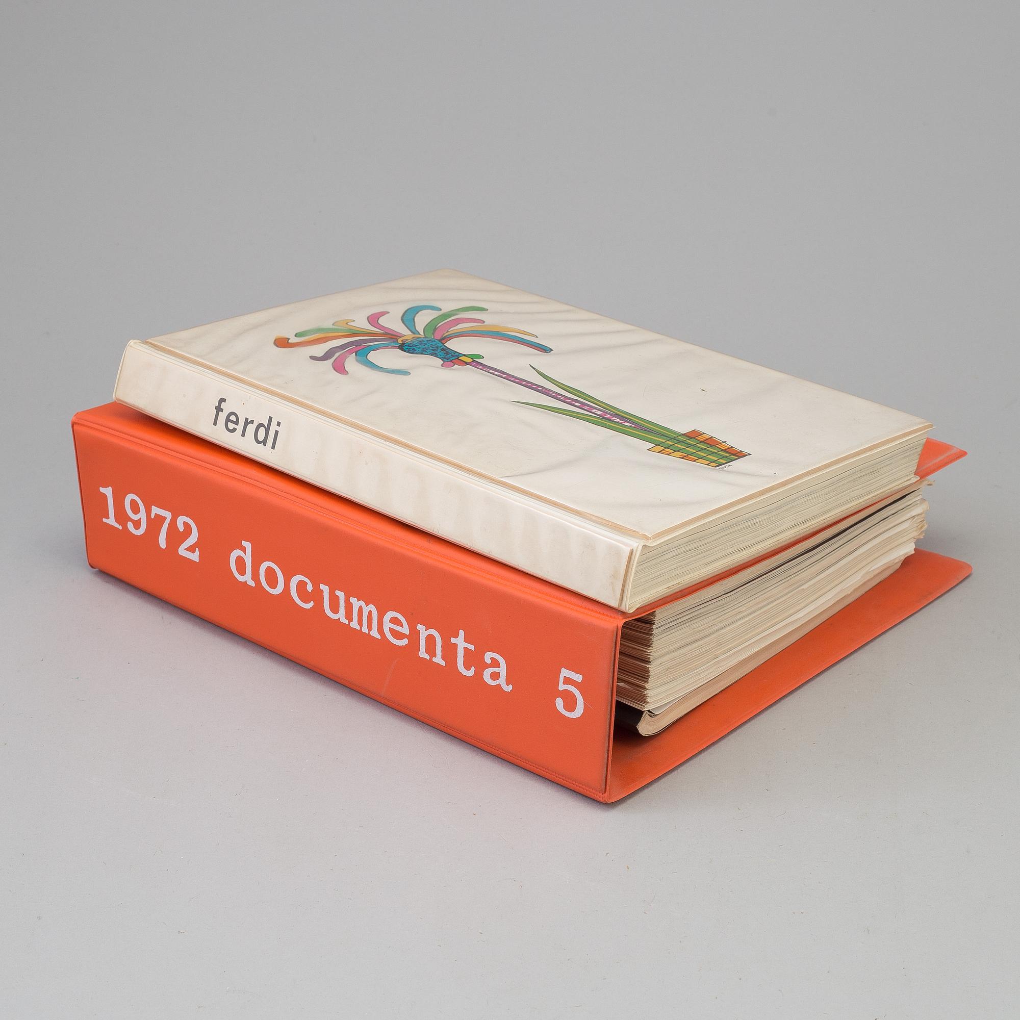 BÖCKER, två volymer, 1972 documenta 5 samt ferdi.